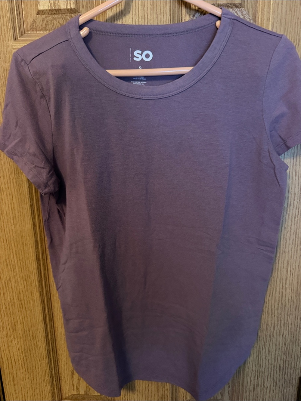 SO Short-Sleeve Crew Neck Tee in Plum Purple